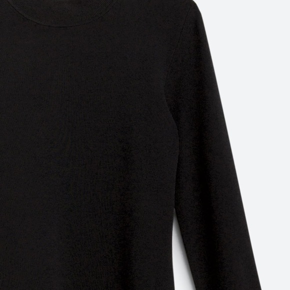 NWT DVF Flutter Sleeve Viscose-Knit Turtleneck Pullover in Black - Small - Picture 3 of 5